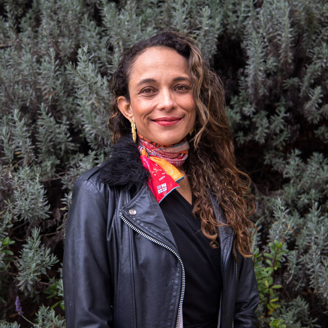 Vanessa Solano, profesora del Departamento de Lenguas, participó en la publicación de un artículo académico en Revista de la Universidad Nacional de Colombia. #Profesores FCyL